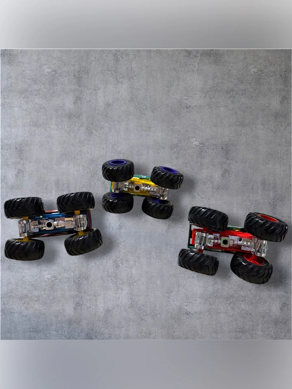 Monster Trucks SpongeBob Bundle - Mr. Krabs, Squidward, Plankton 1:64 Lot